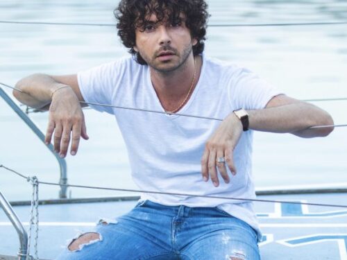 Fabio De Vincente, da The Voice Of Italy al Festival di Sanremo, il nuovo singolo “Amare Per Sempre”: “Penso che chiunque abbia bisogno di amare ed essere amato”