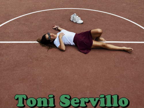 Toni Servillo di Sena ha finalmente anche un video!