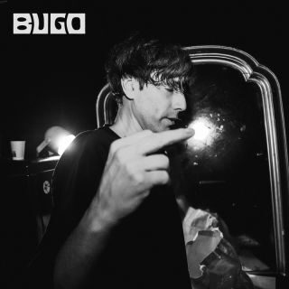 “PER FORTUNA CHE CI SONO IO” è il nuovo singolo di BUGO