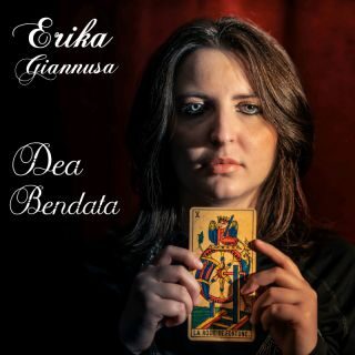Erika Giannusa pubblica “Dea Bendata”
